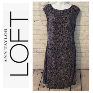 LOFT floral print ruched jersey knit dress size L